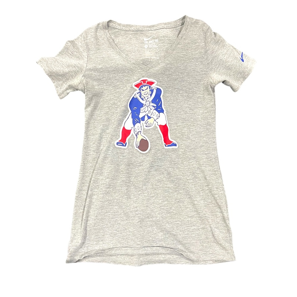 New England Patriots Women’s Small T-Shirt